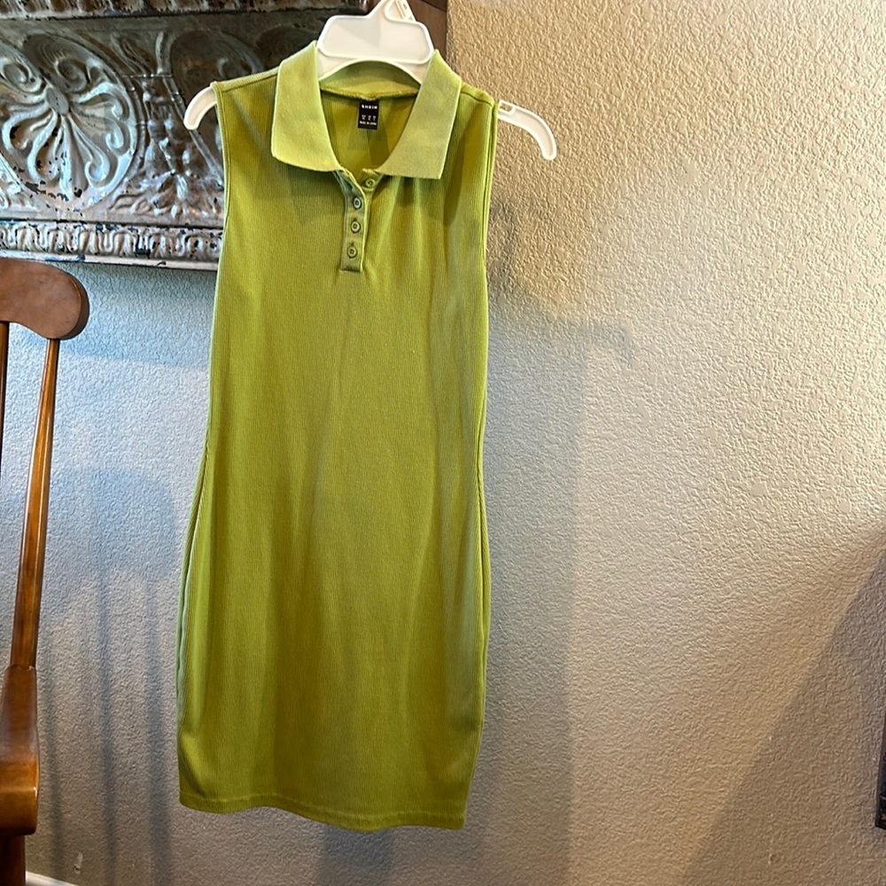 Sleeveless Polo style dress